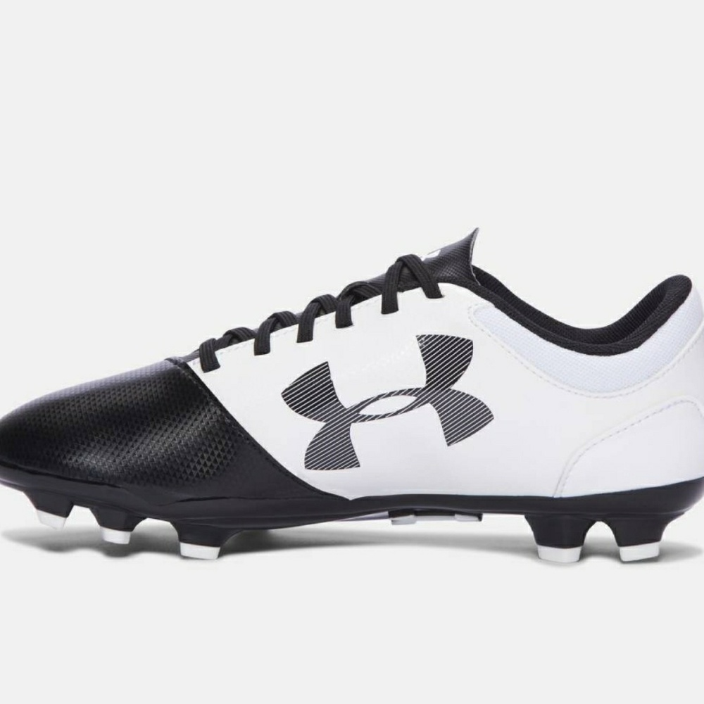 NEW! Under Armour Soccer shoes 0014